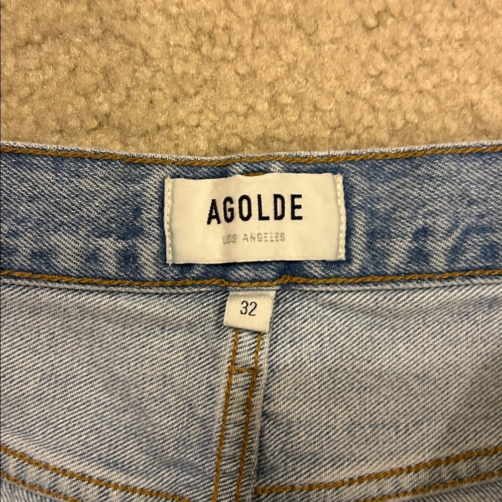 AGOLDE 90's Mid Rise Loose Fit in Captured - Picture 5 of 8